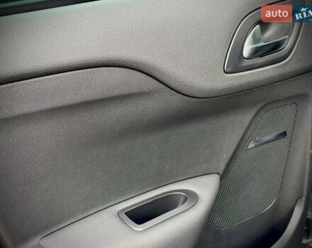 Чорний Сітроен ДС4, об'ємом двигуна 1.6 л та пробігом 125 тис. км за 8500 $, фото 23 на Automoto.ua