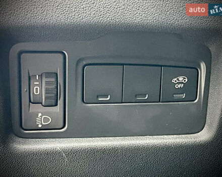 Сітроен ДС4 2012 у Києві на Automoto.ua Чорний Сітроен ДС4, об'ємом двигуна 1.6 л та пробігом 125 тис. км за 9700 $, фото 15 на Automoto.ua