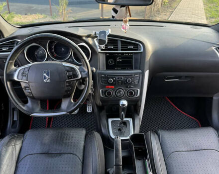 Черный Ситроен ДС4, объемом двигателя 1.6 л и пробегом 167 тыс. км за 9000 $, фото 6 на Automoto.ua