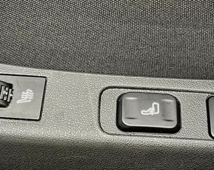 Сітроен ДС4 2012 у Києві на Automoto.ua Чорний Сітроен ДС4, об'ємом двигуна 1.6 л та пробігом 125 тис. км за 9700 $, фото 16 на Automoto.ua