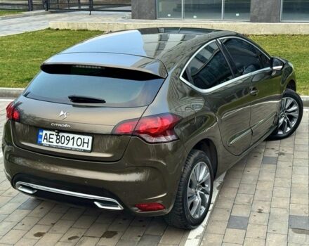 Коричневый Ситроен ДС4, объемом двигателя 1.6 л и пробегом 117 тыс. км за 7500 $, фото 5 на Automoto.ua