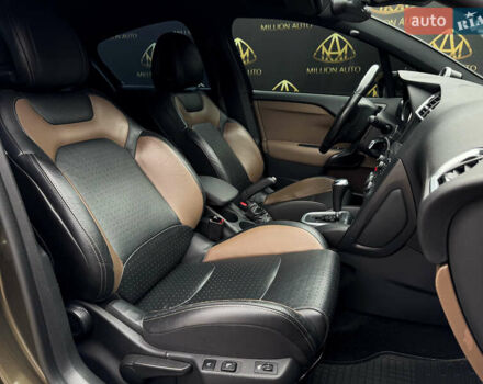 Коричневий Сітроен ДС4, об'ємом двигуна 1.6 л та пробігом 98 тис. км за 8700 $, фото 13 на Automoto.ua