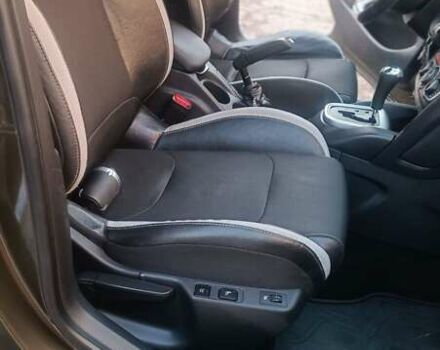 Коричневый Ситроен ДС4, объемом двигателя 1.6 л и пробегом 151 тыс. км за 7900 $, фото 63 на Automoto.ua