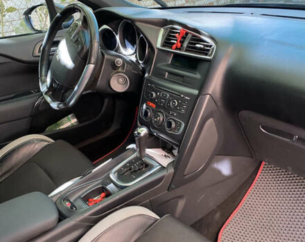 Коричневый Ситроен ДС4, объемом двигателя 2 л и пробегом 147 тыс. км за 10500 $, фото 18 на Automoto.ua