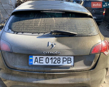 Коричневый Ситроен ДС4, объемом двигателя 2 л и пробегом 145 тыс. км за 11150 $, фото 1 на Automoto.ua