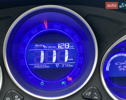 Коричневый Ситроен ДС4, объемом двигателя 2 л и пробегом 145 тыс. км за 11150 $, фото 3 на Automoto.ua