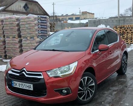 Красный Ситроен ДС4, объемом двигателя 1.6 л и пробегом 287 тыс. км за 7600 $, фото 4 на Automoto.ua