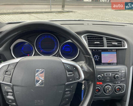 Сітроен ДС4, об'ємом двигуна 1.6 л та пробігом 132 тис. км за 8700 $, фото 8 на Automoto.ua