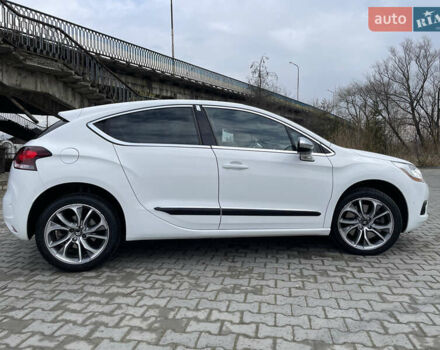 Сітроен ДС4, об'ємом двигуна 1.6 л та пробігом 132 тис. км за 8700 $, фото 5 на Automoto.ua