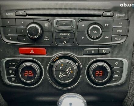 Ситроен ДС4, объемом двигателя 1.6 л и пробегом 125 тыс. км за 9500 $, фото 26 на Automoto.ua