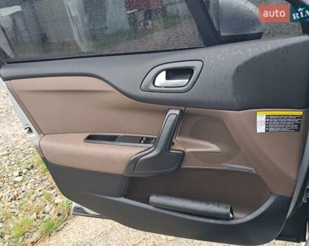 Ситроен ДС4 2011 в Ивано-Франковске на Automoto.ua Серый Ситроен ДС4, объемом двигателя 1.6 л и пробегом 290 тыс. км за 9200 $, фото 3 на Automoto.ua