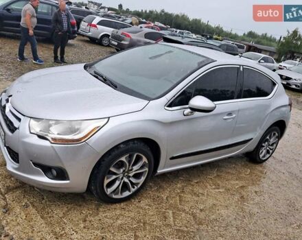 Ситроен ДС4 2011 в Ивано-Франковске на Automoto.ua Серый Ситроен ДС4, объемом двигателя 1.6 л и пробегом 290 тыс. км за 9200 $, фото 9 на Automoto.ua