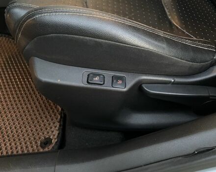 Ситроен ДС4 2011 в Ивано-Франковске на Automoto.ua Серый Ситроен ДС4, объемом двигателя 2 л и пробегом 210 тыс. км за 8500 $, фото 5 на Automoto.ua