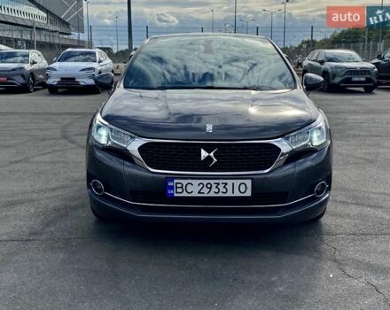 Серый Ситроен ДС4, объемом двигателя 1.56 л и пробегом 250 тыс. км за 13500 $, фото 2 на Automoto.ua