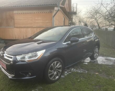 Синий Ситроен ДС4, объемом двигателя 1.6 л и пробегом 62 тыс. км за 8500 $, фото 3 на Automoto.ua