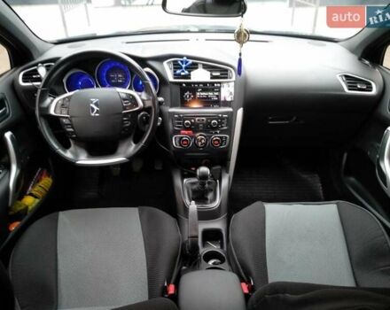 Синій Сітроен ДС4, об'ємом двигуна 0 л та пробігом 260 тис. км за 10600 $, фото 10 на Automoto.ua