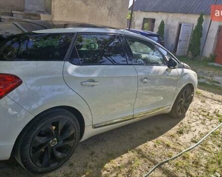 Білий Сітроен ДС5, об'ємом двигуна 2 л та пробігом 152 тис. км за 10500 $, фото 2 на Automoto.ua