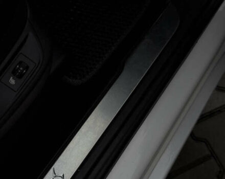 Белый Ситроен ДС5, объемом двигателя 1.6 л и пробегом 147 тыс. км за 11150 $, фото 36 на Automoto.ua