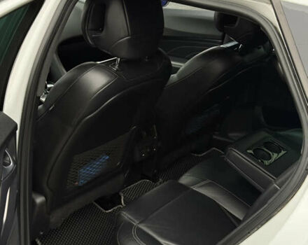 Белый Ситроен ДС5, объемом двигателя 1.6 л и пробегом 147 тыс. км за 11150 $, фото 43 на Automoto.ua