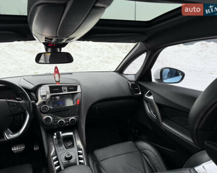 Білий Сітроен ДС5, об'ємом двигуна 1.6 л та пробігом 155 тис. км за 10900 $, фото 33 на Automoto.ua