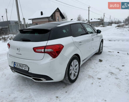 Белый Ситроен ДС5, объемом двигателя 1.6 л и пробегом 183 тыс. км за 9900 $, фото 6 на Automoto.ua