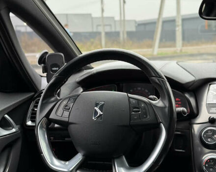 Белый Ситроен ДС5, объемом двигателя 1.6 л и пробегом 147 тыс. км за 11150 $, фото 26 на Automoto.ua