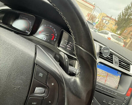 Ситроен ДС5 2013 в Виннице на Automoto.ua Белый Ситроен ДС5, объемом двигателя 2 л и пробегом 233 тыс. км за 14500 $, фото 29 на Automoto.ua