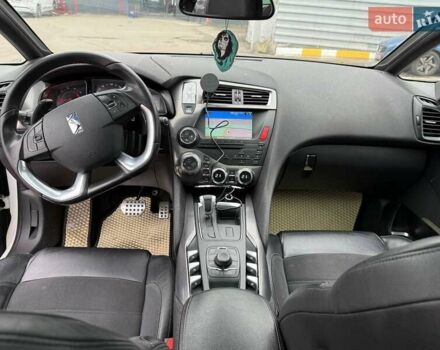 Белый Ситроен ДС5, объемом двигателя 1.56 л и пробегом 168 тыс. км за 11600 $, фото 6 на Automoto.ua