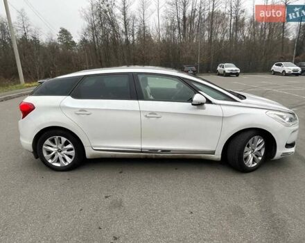 Белый Ситроен ДС5, объемом двигателя 1.56 л и пробегом 168 тыс. км за 11600 $, фото 4 на Automoto.ua