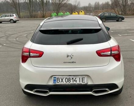 Белый Ситроен ДС5, объемом двигателя 1.56 л и пробегом 168 тыс. км за 11600 $, фото 5 на Automoto.ua