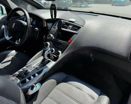 Белый Ситроен ДС5, объемом двигателя 2 л и пробегом 200 тыс. км за 12700 $, фото 13 на Automoto.ua