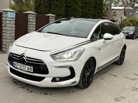 Ситроен ДС5 2013 в Запорожье на Automoto.ua Белый Ситроен ДС5, объемом двигателя 2 л и пробегом 270 тыс. км за 9500 $, фото 1 на Automoto.ua