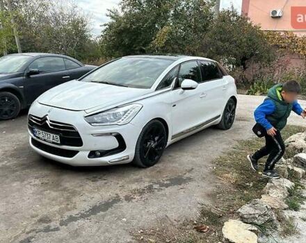 Белый Ситроен ДС5, объемом двигателя 2 л и пробегом 278 тыс. км за 9999 $, фото 1 на Automoto.ua