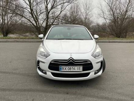 Белый Ситроен ДС5, объемом двигателя 1.56 л и пробегом 168 тыс. км за 11600 $, фото 1 на Automoto.ua