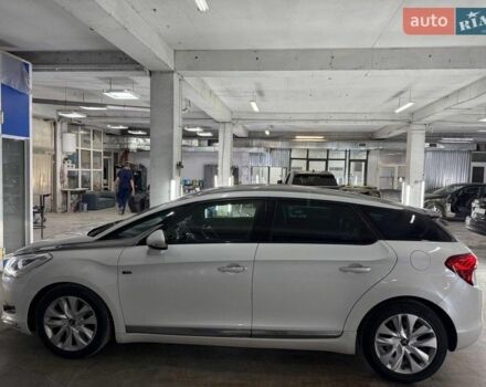 Белый Ситроен ДС5, объемом двигателя 2 л и пробегом 220 тыс. км за 11000 $, фото 1 на Automoto.ua