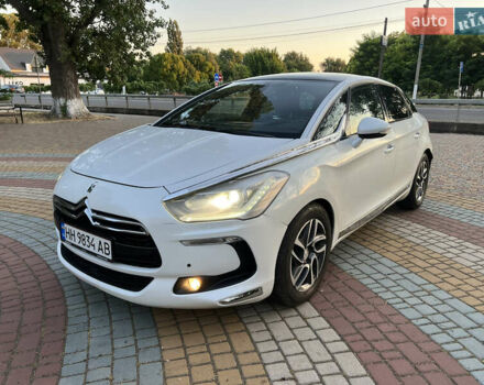 Білий Сітроен ДС5, об'ємом двигуна 2 л та пробігом 260 тис. км за 10400 $, фото 1 на Automoto.ua