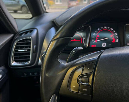 Чорний Сітроен ДС5, об'ємом двигуна 2 л та пробігом 167 тис. км за 10500 $, фото 22 на Automoto.ua