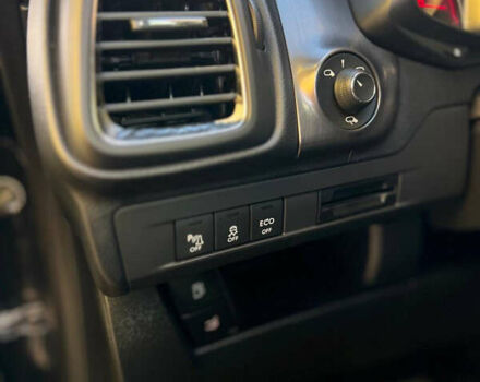 Чорний Сітроен ДС5, об'ємом двигуна 2 л та пробігом 167 тис. км за 10500 $, фото 16 на Automoto.ua