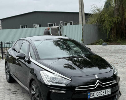 Чорний Сітроен ДС5, об'ємом двигуна 2 л та пробігом 209 тис. км за 12499 $, фото 1 на Automoto.ua