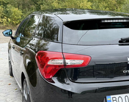 Чорний Сітроен ДС5, об'ємом двигуна 2 л та пробігом 209 тис. км за 11950 $, фото 9 на Automoto.ua