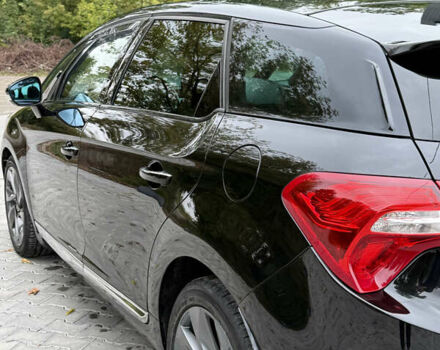 Чорний Сітроен ДС5, об'ємом двигуна 2 л та пробігом 209 тис. км за 11950 $, фото 10 на Automoto.ua