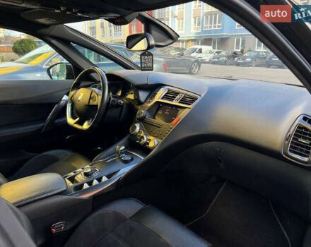 Чорний Сітроен ДС5, об'ємом двигуна 2 л та пробігом 167 тис. км за 10500 $, фото 6 на Automoto.ua