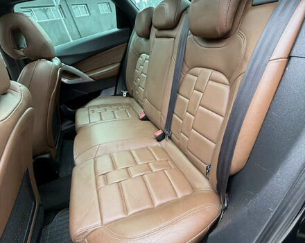 Чорний Сітроен ДС5, об'ємом двигуна 2 л та пробігом 209 тис. км за 11950 $, фото 45 на Automoto.ua