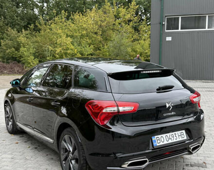 Чорний Сітроен ДС5, об'ємом двигуна 2 л та пробігом 209 тис. км за 11950 $, фото 8 на Automoto.ua