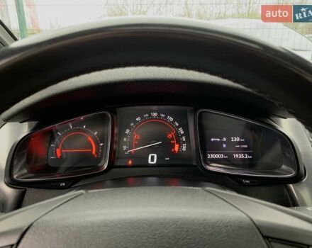 Черный Ситроен ДС5, объемом двигателя 2 л и пробегом 230 тыс. км за 11799 $, фото 49 на Automoto.ua