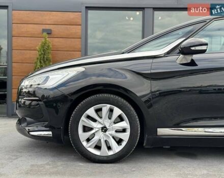 Сітроен ДС5 2016 у Рівному на Automoto.ua Чорний Сітроен ДС5, об'ємом двигуна 2 л та пробігом 182 тис. км за 17900 $, фото 12 на Automoto.ua