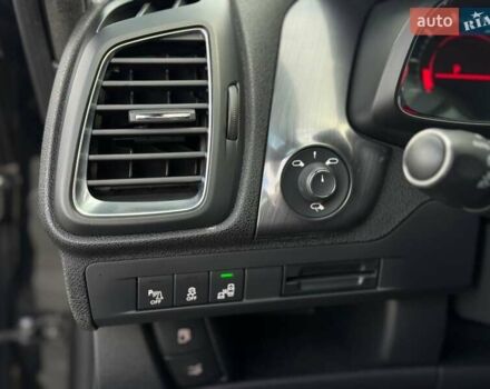 Сітроен ДС5 2016 у Рівному на Automoto.ua Чорний Сітроен ДС5, об'ємом двигуна 2 л та пробігом 182 тис. км за 17900 $, фото 36 на Automoto.ua