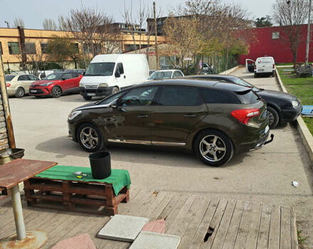 Коричневый Ситроен ДС5, объемом двигателя 2 л и пробегом 198 тыс. км за 11650 $, фото 4 на Automoto.ua