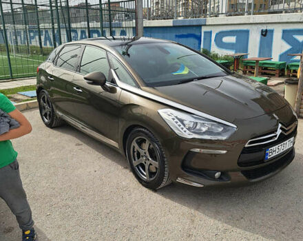 Коричневый Ситроен ДС5, объемом двигателя 2 л и пробегом 198 тыс. км за 11650 $, фото 1 на Automoto.ua