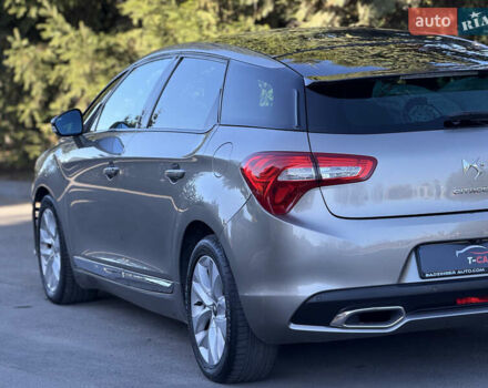 Серый Ситроен ДС5, объемом двигателя 1.6 л и пробегом 212 тыс. км за 10900 $, фото 8 на Automoto.ua